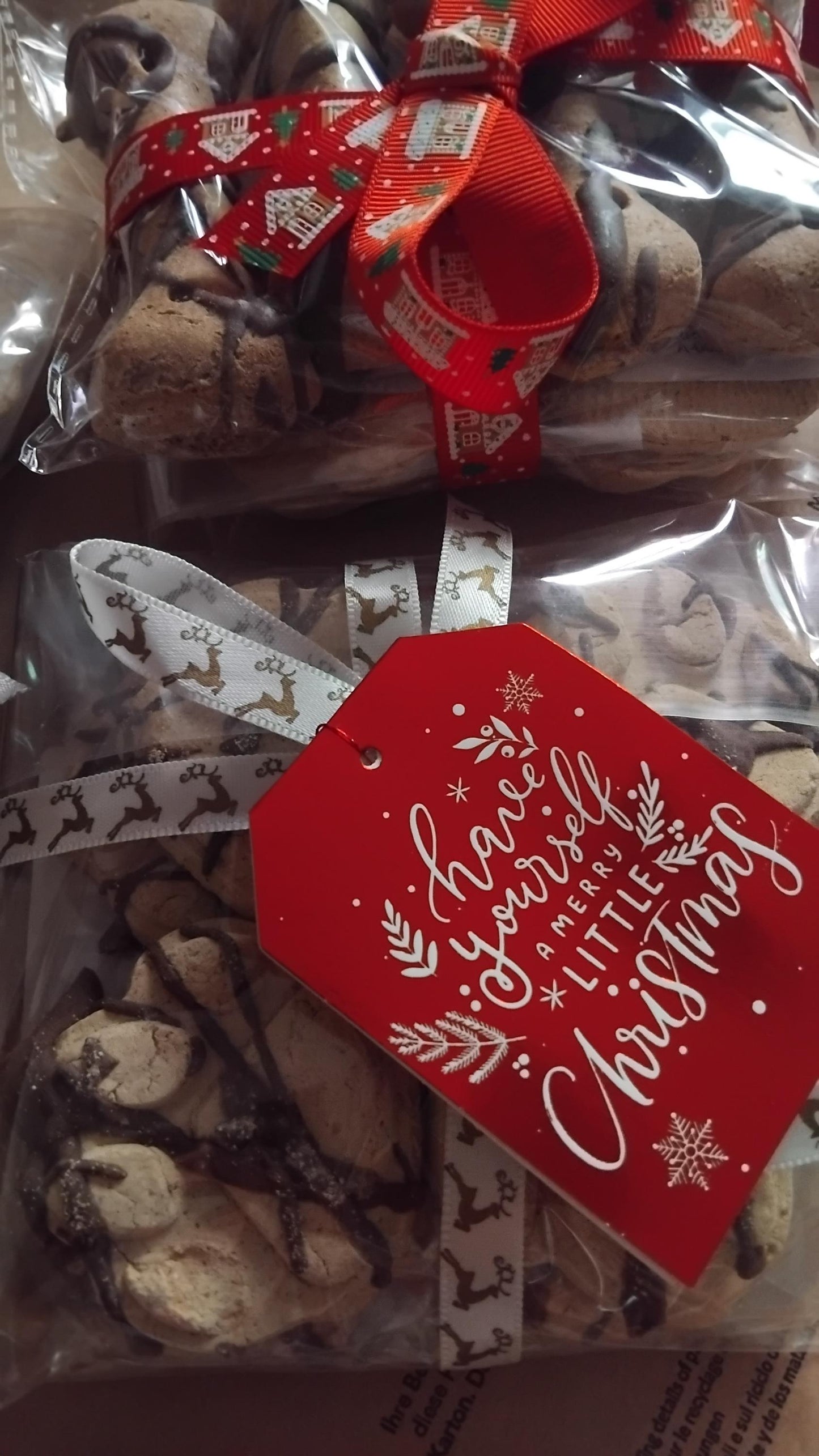 Mixed treat pracel